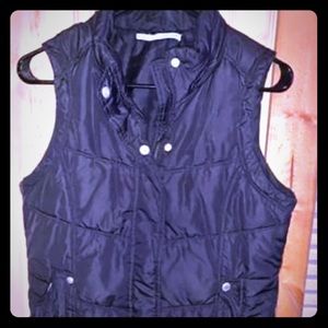 Maurices black vest size medium